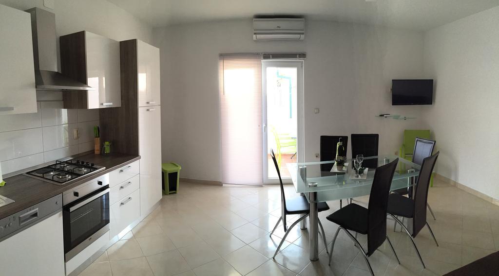 Apartment Ive Trogir Room photo