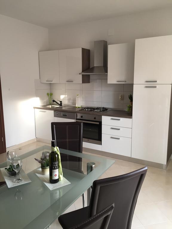Apartment Ive Trogir Room photo