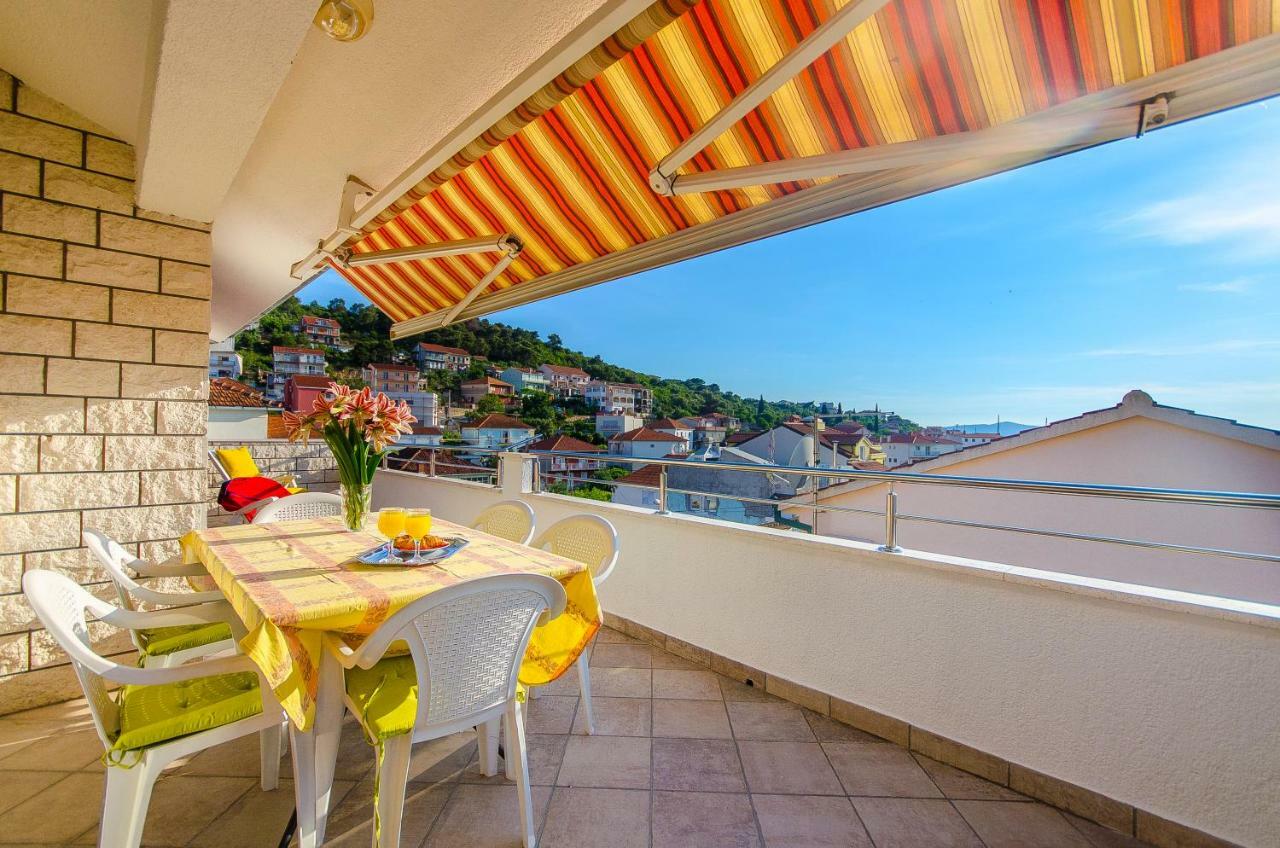Apartment Ive Trogir Exterior photo
