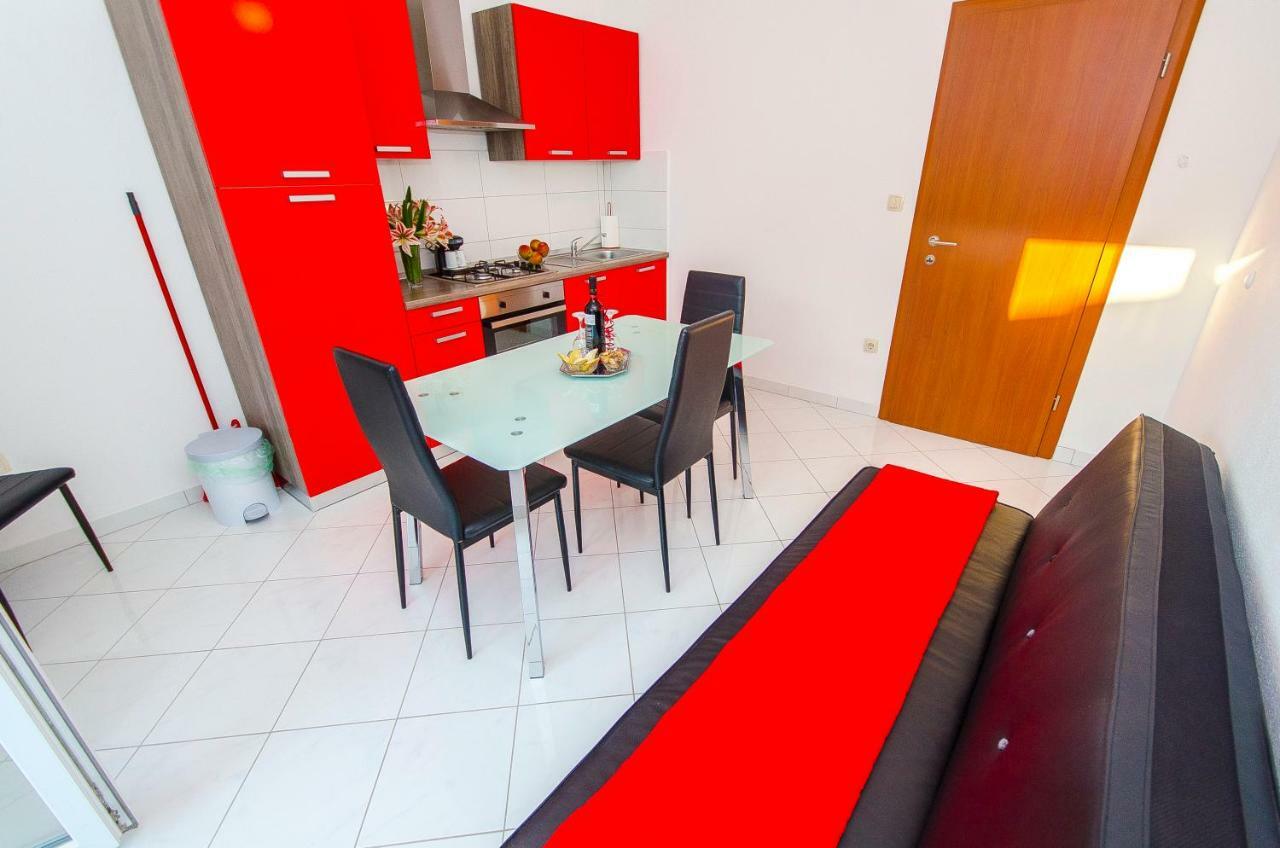 Apartment Ive Trogir Exterior photo