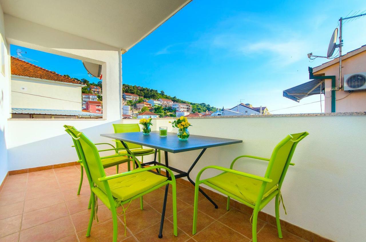 Apartment Ive Trogir Exterior photo