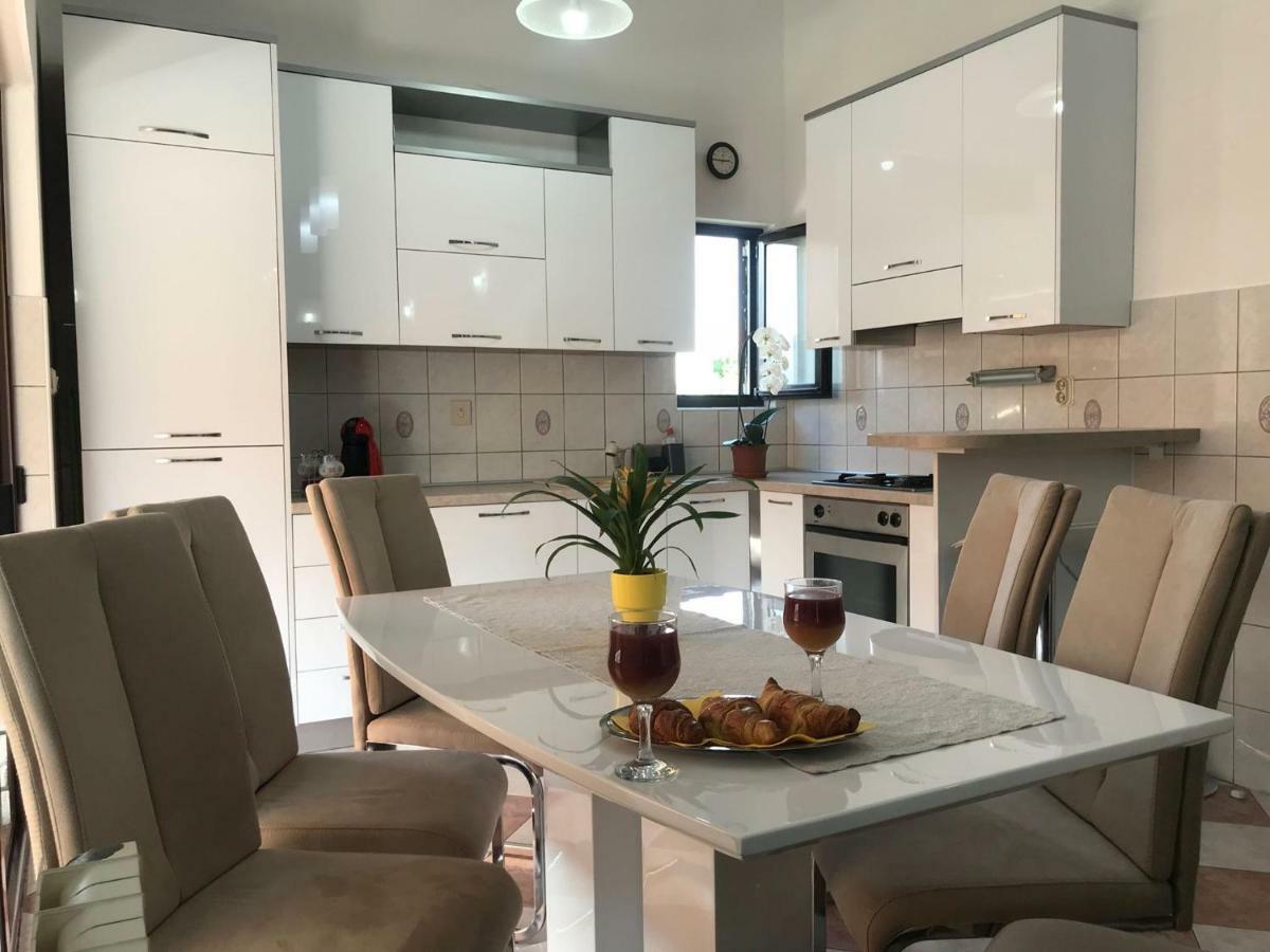 Apartment Ive Trogir Exterior photo